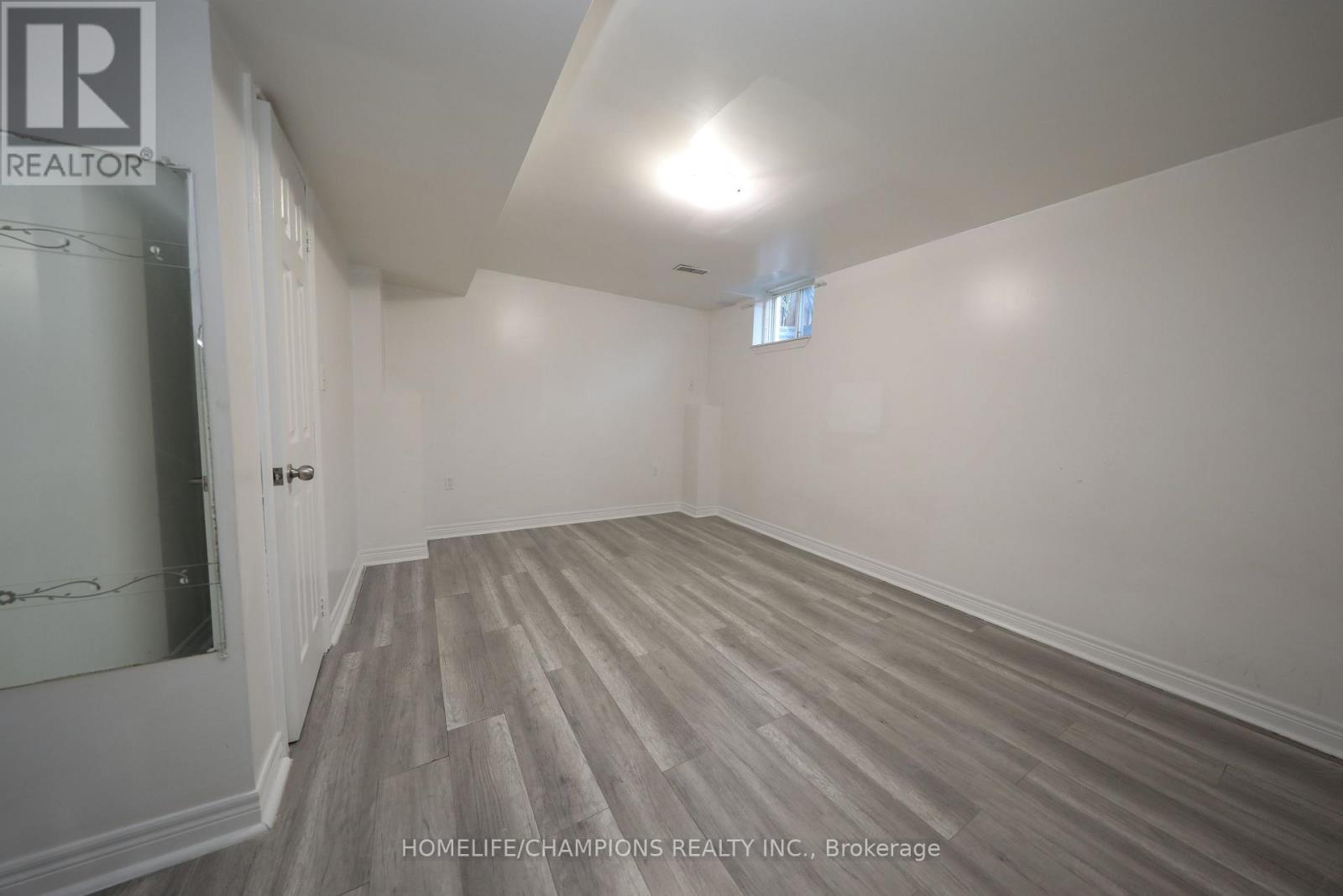 38 Bobolink Avenue, Toronto, ON photo 34