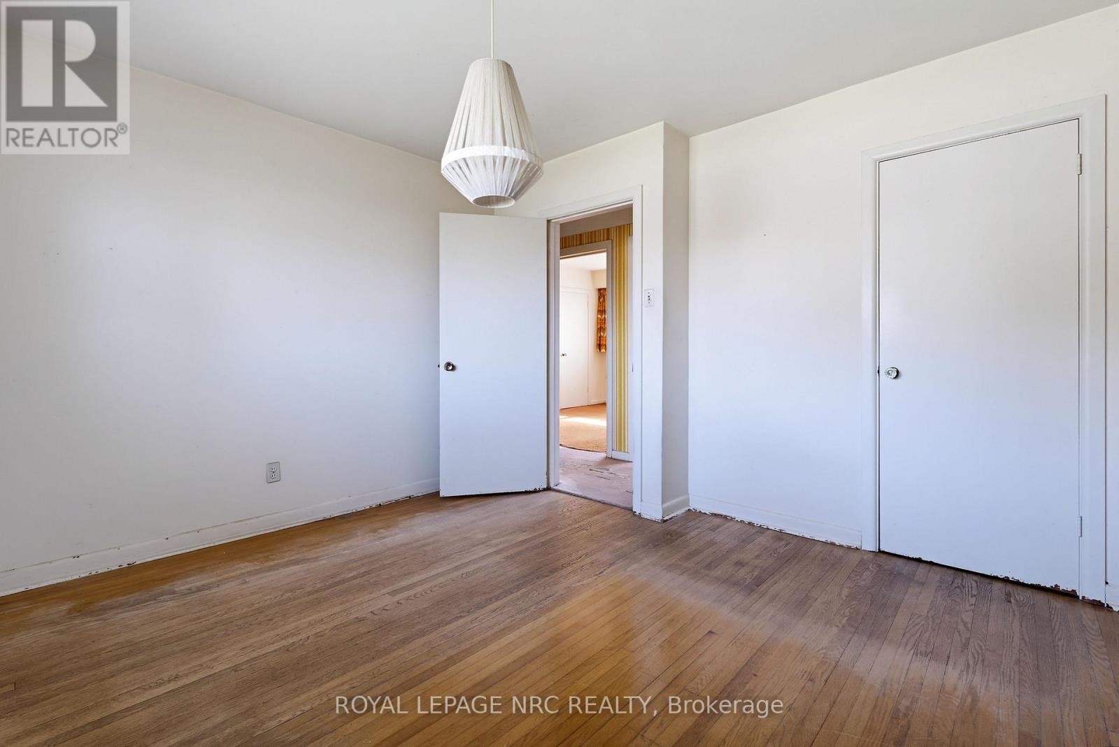 1023 North Service Road, Hamilton, ON photo 22