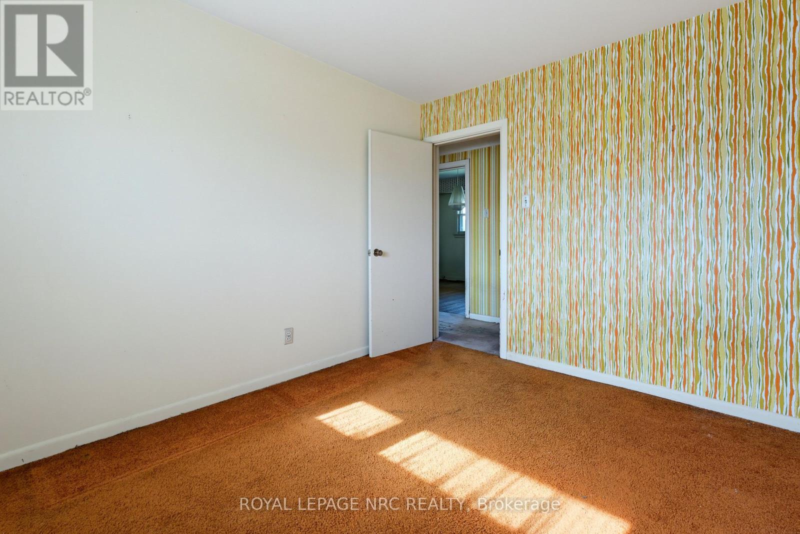 1023 North Service Road, Hamilton, ON photo 24