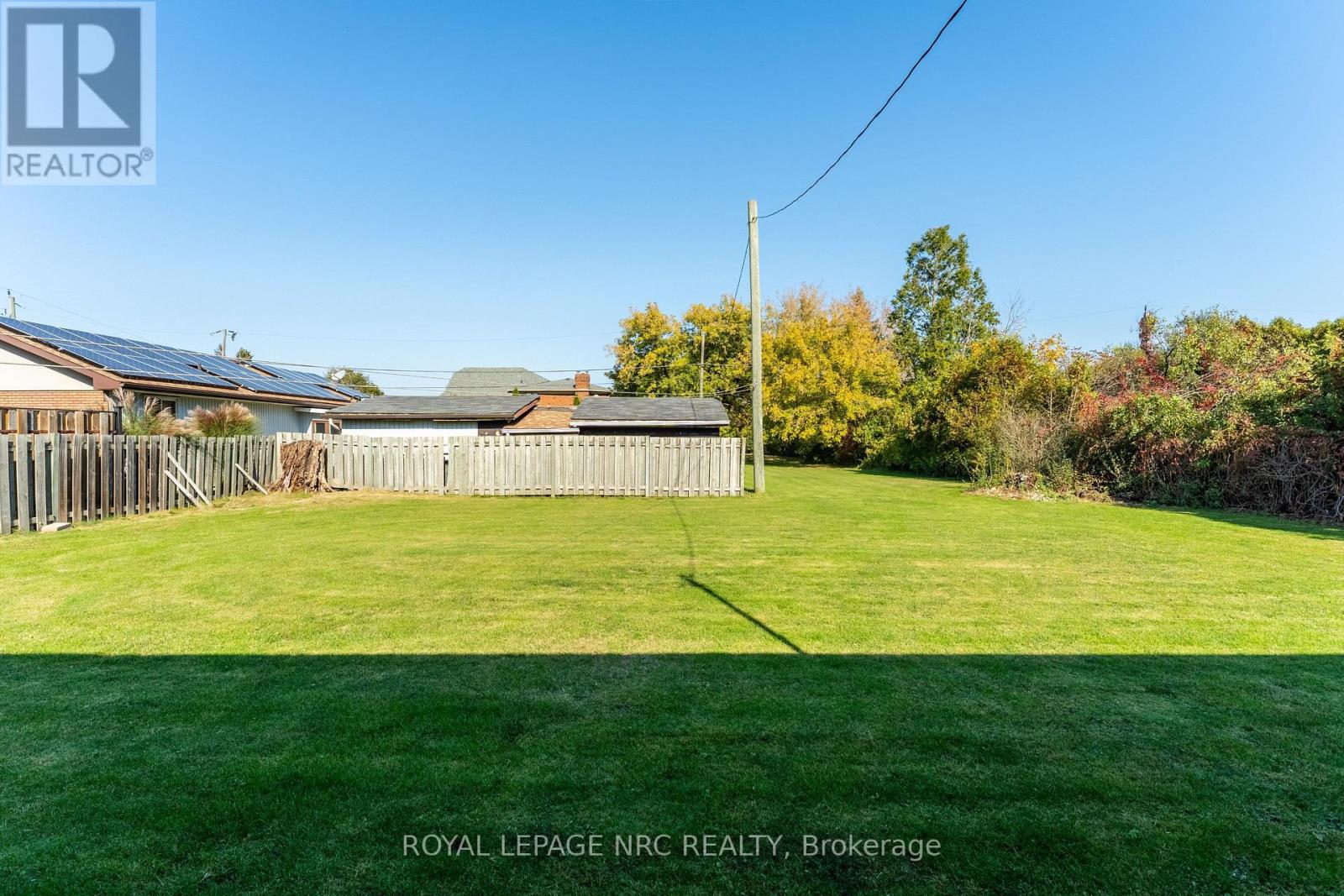 1023 North Service Road, Hamilton, ON photo 31
