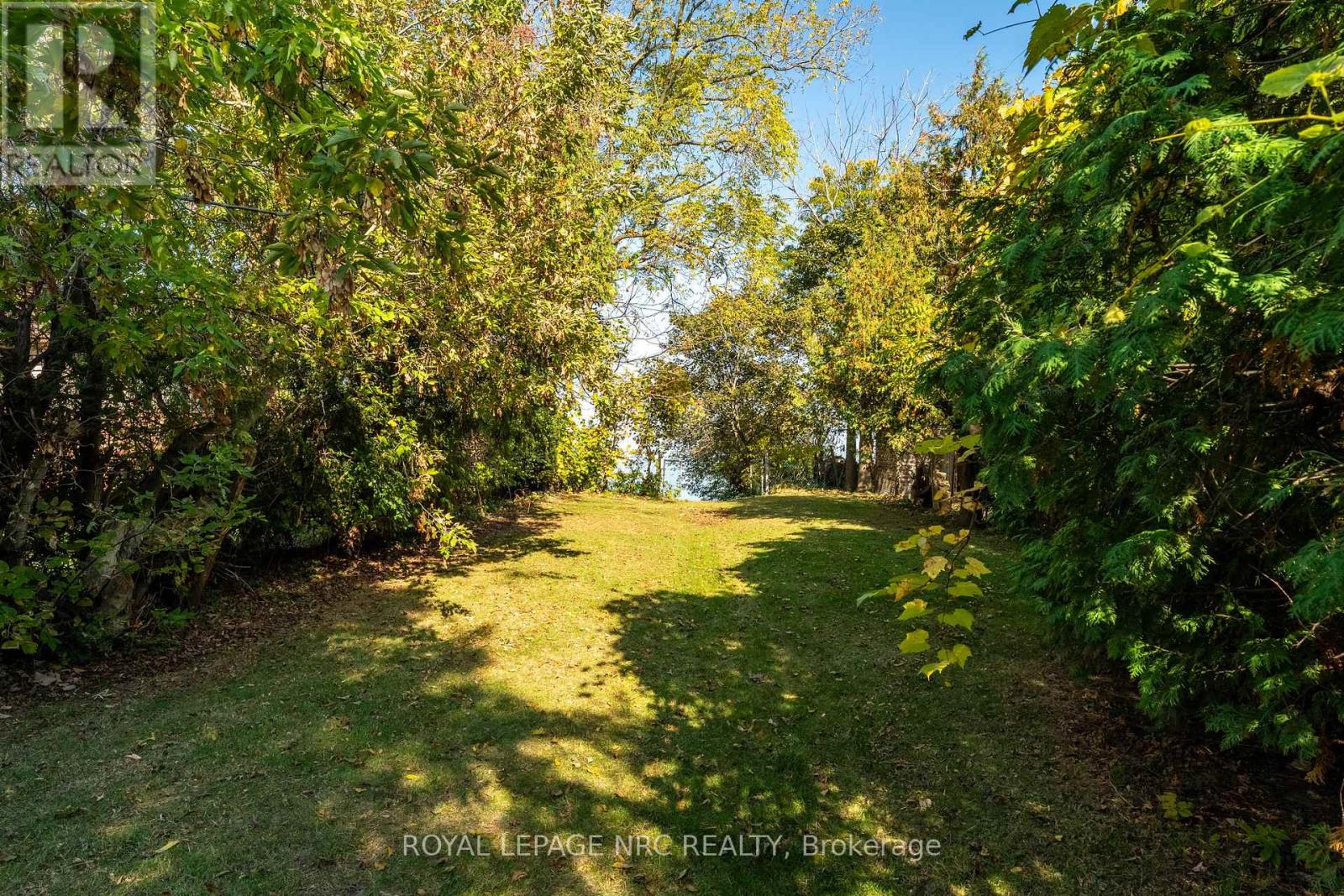1023 North Service Road, Hamilton, ON photo 33