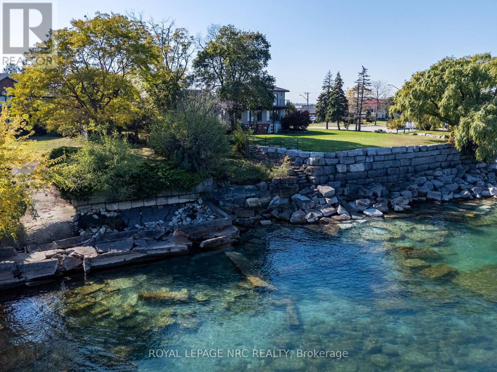 1023 North Service Road, Hamilton, ON photo 41