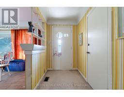 Bedroom 3 - 1023 North Service Road, Hamilton, ON L8E5C8 Photo 9