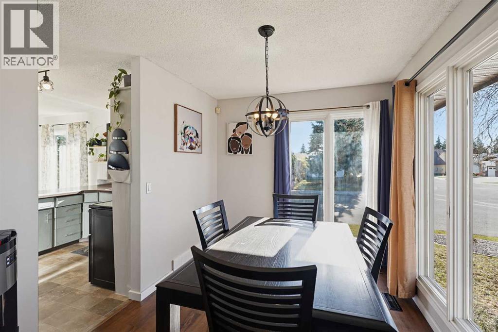 5103 60 Street Close, photo 11 of 43
