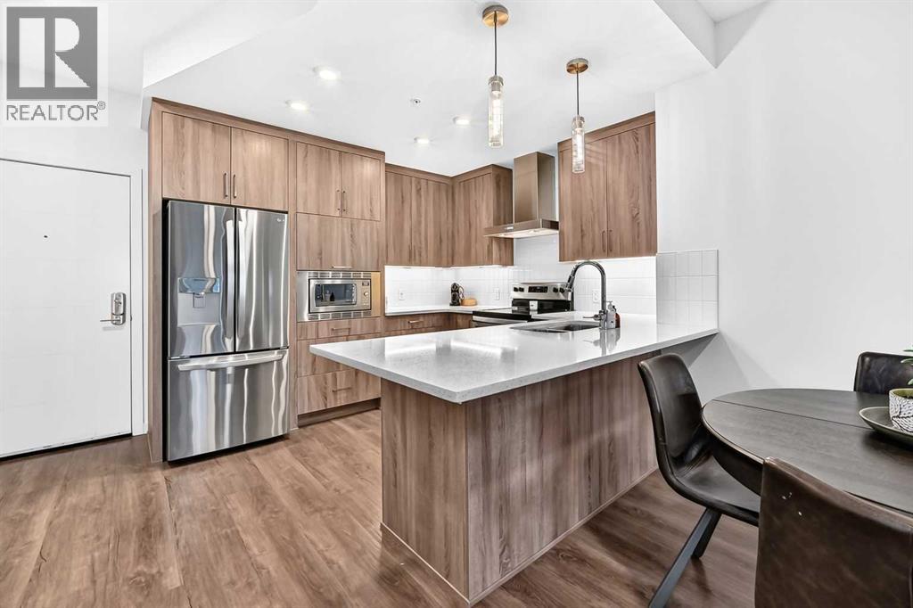 12 Mahogany Unit 208 photo 3