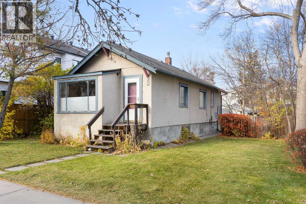 206 12 Avenue NE photo 3