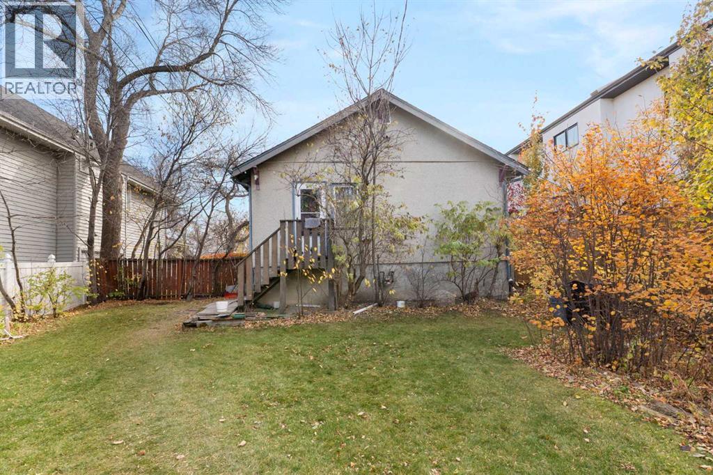 206 12 Avenue NE photo 30