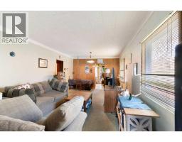 Bedroom - 206 12 Avenue Ne, Calgary, AB T2E1A2 Photo 8