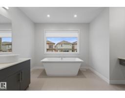 5738 Cautley Cr Sw, Edmonton, AB T6W4X9 Photo 35