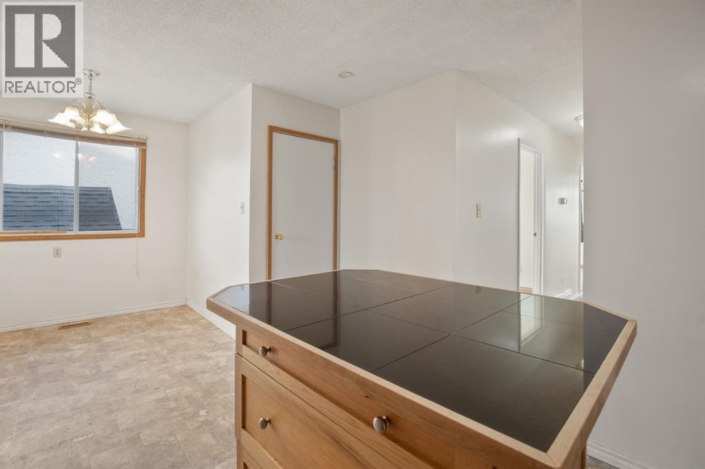 Listing photo – 271 Overdown Drive, Red Deer