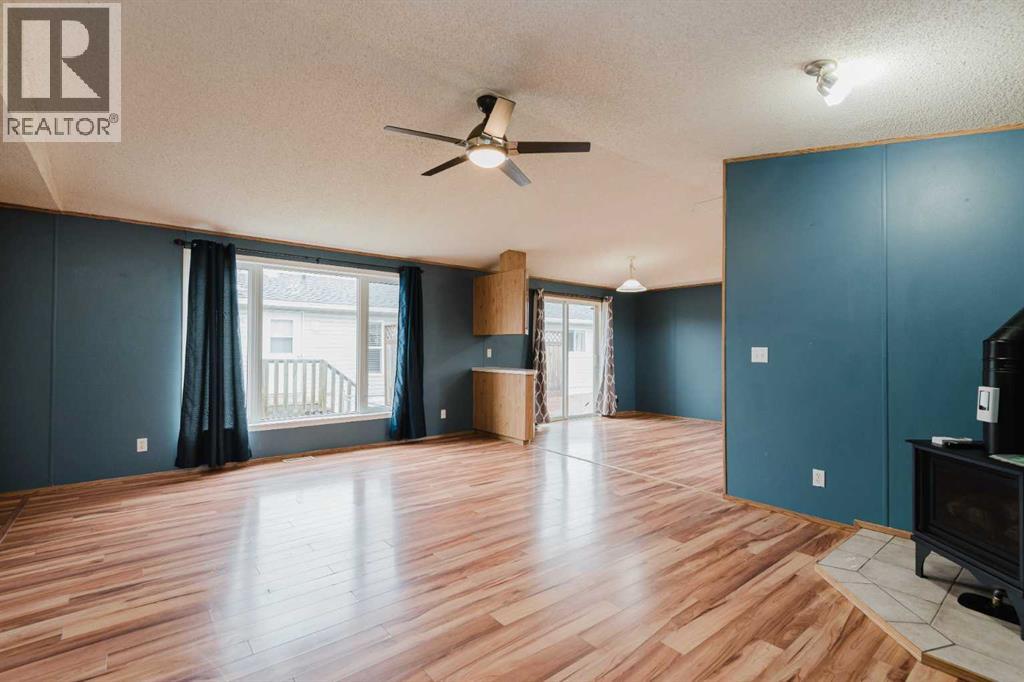 10809 96 Street, Clairmont — photo 11