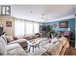 Kitchen - 501, 37543 England Way, Rural Red Deer County, AB T4S2C3 Photo 7