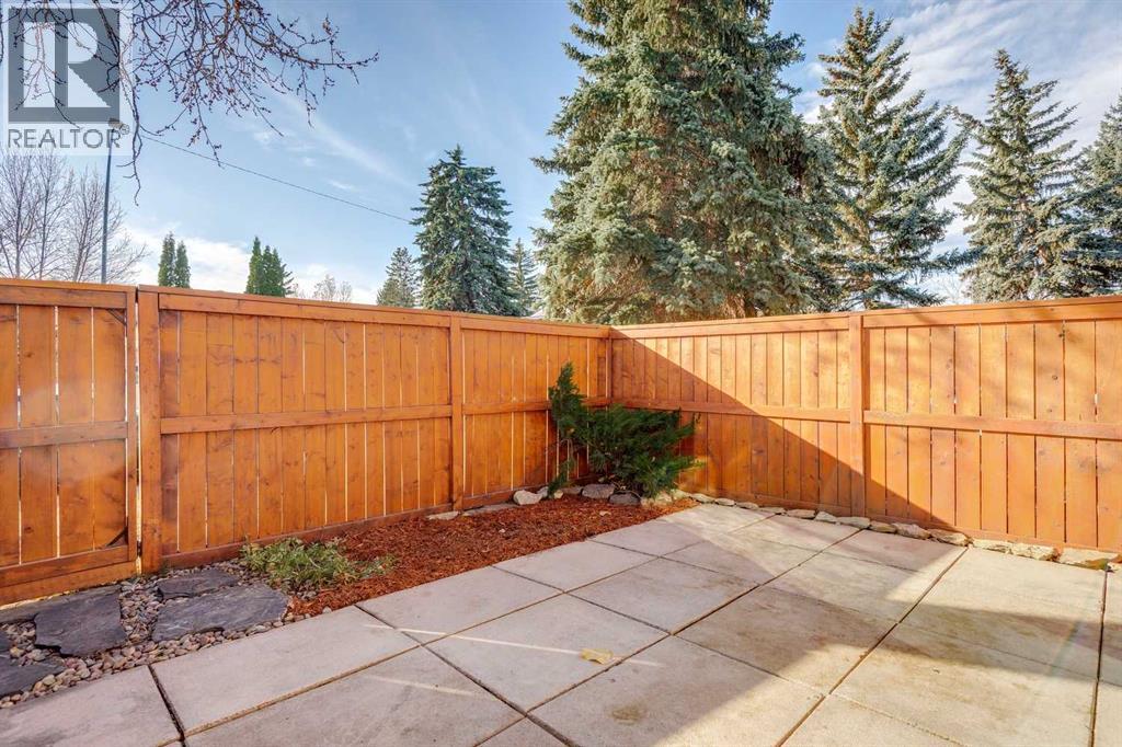 34, 330 Canterbury Drive SW photo 27