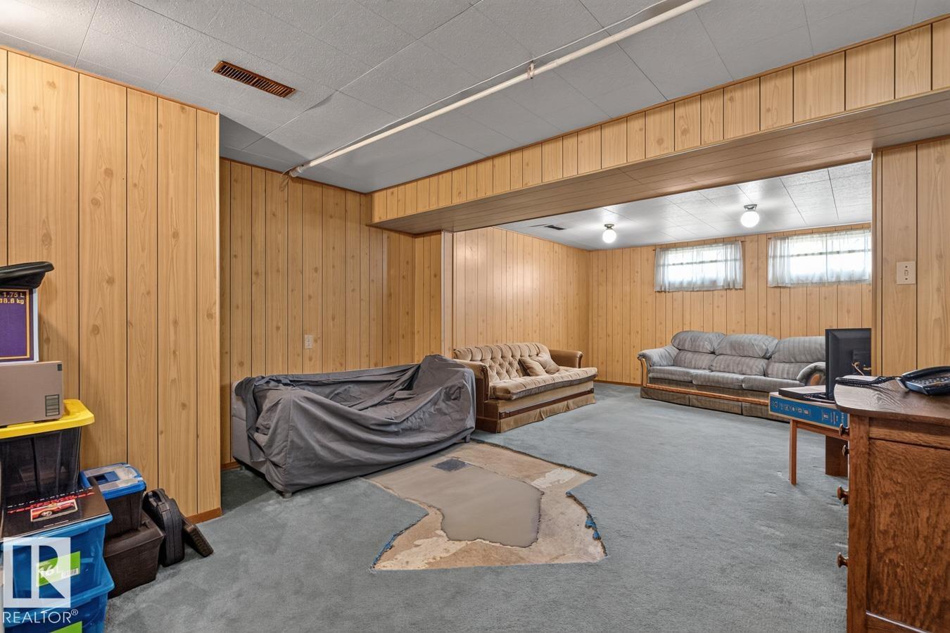 7016 86 AV NW, Edmonton — photo 13