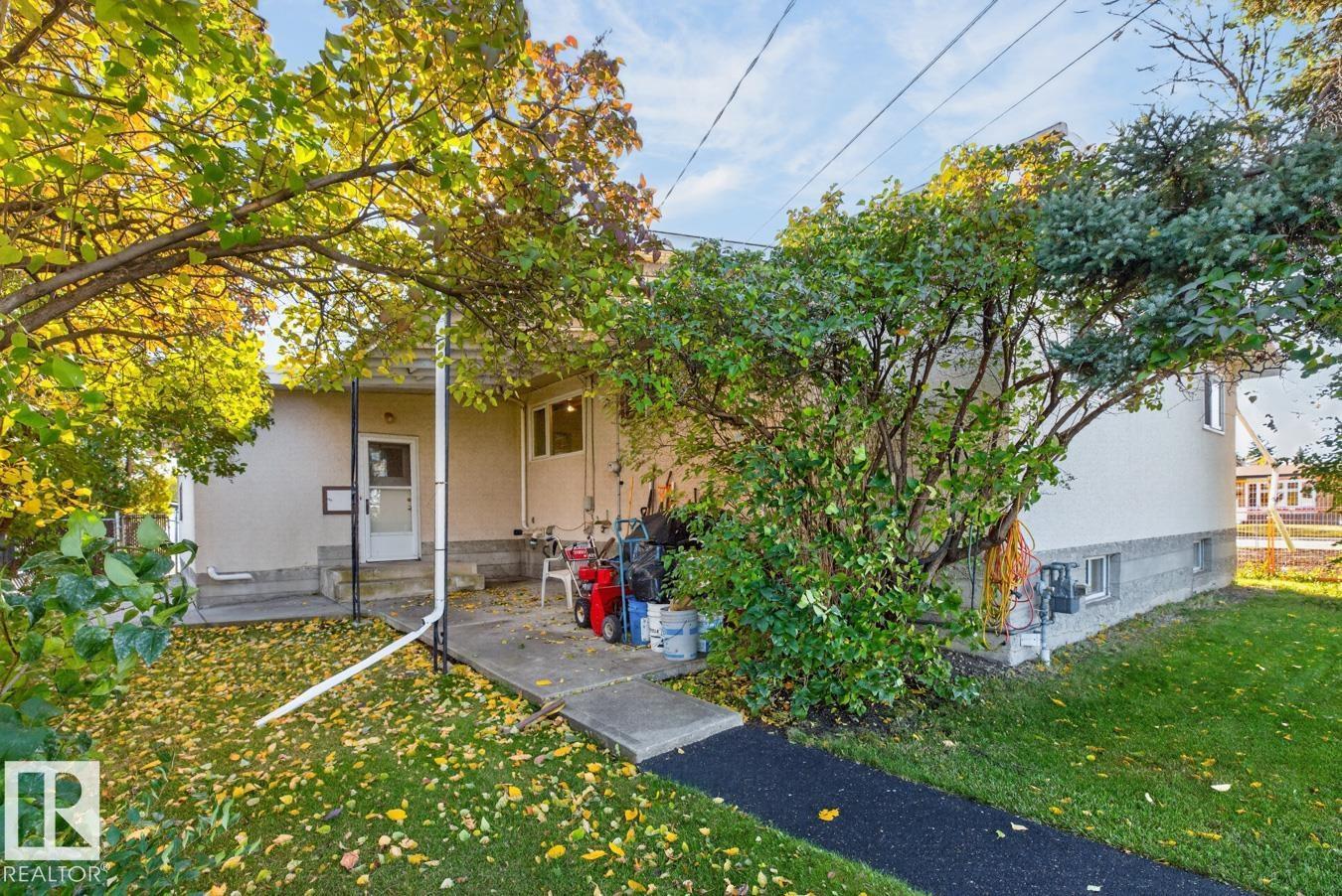 7016 86 AV NW, Edmonton — photo 20