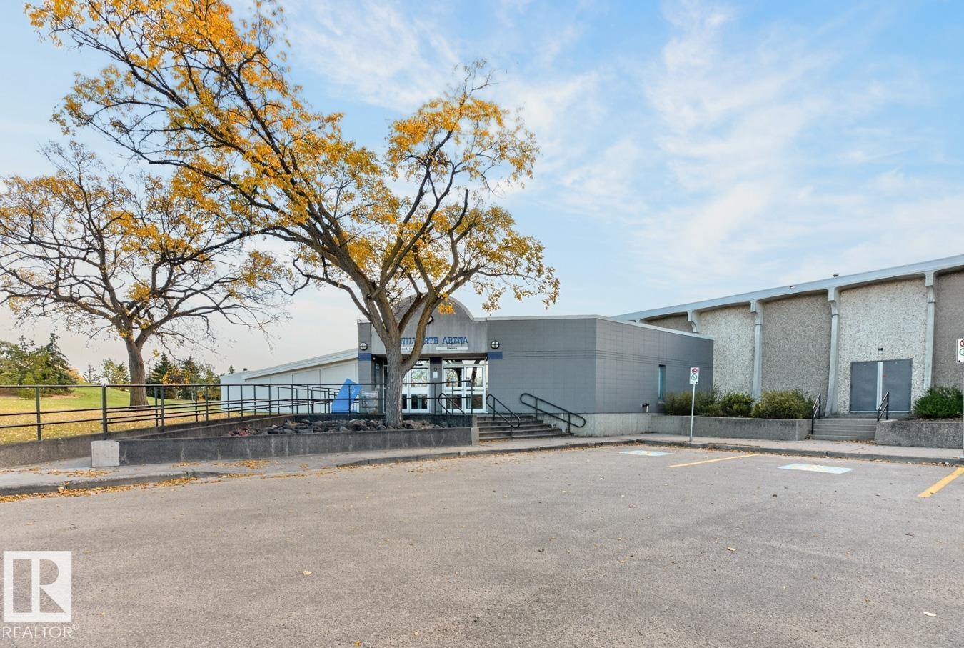 7016 86 AV NW, Edmonton — photo 26