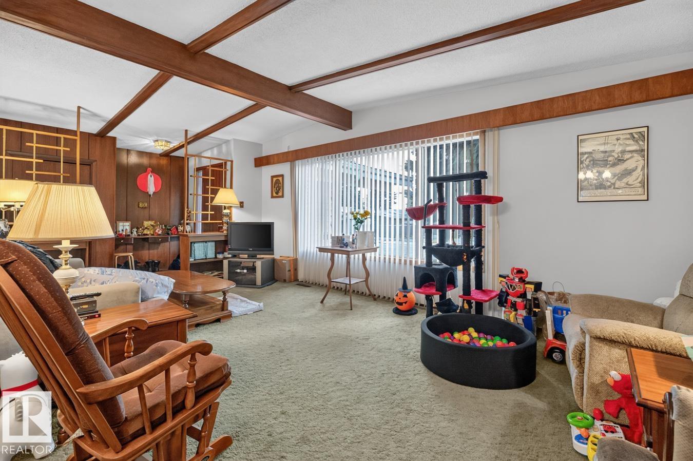 7016 86 AV NW, Edmonton — photo 5