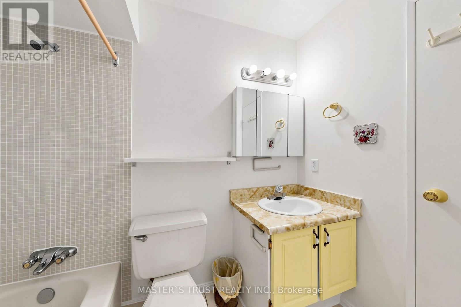 229- 165 Cherokee Boulevard, Toronto, ON photo 33