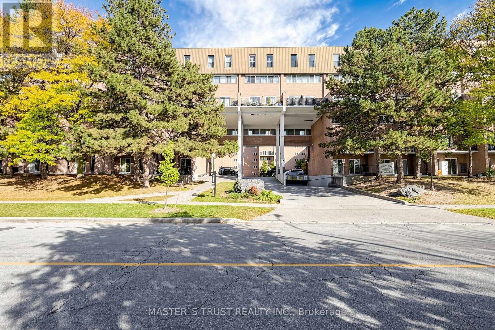 229- 165 Cherokee Boulevard, Toronto, ON photo 4