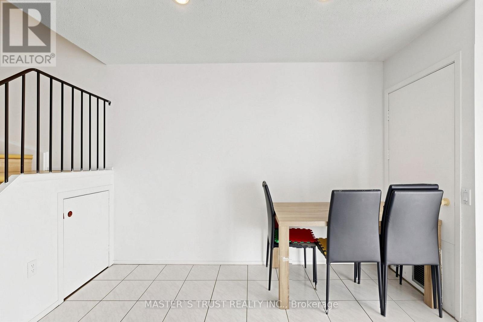 229- 165 Cherokee Boulevard, Toronto, ON photo 9