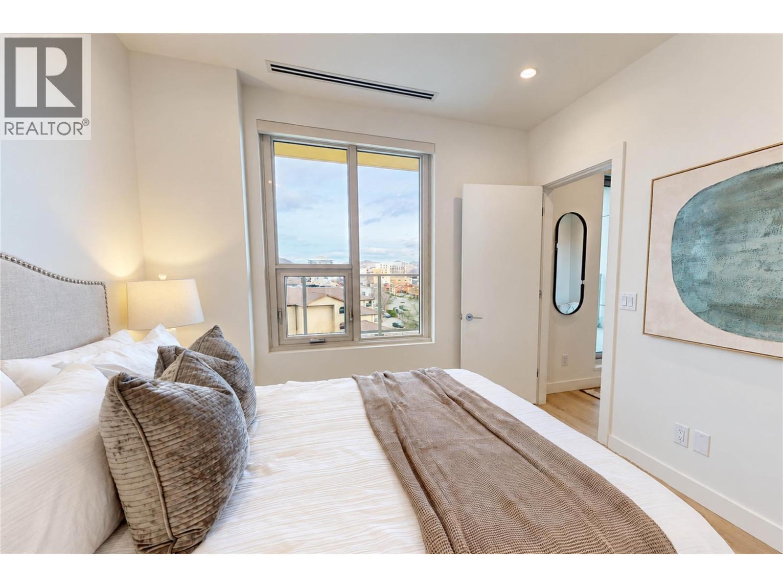 3300 Lakeshore Road Unit# 804, Kelowna