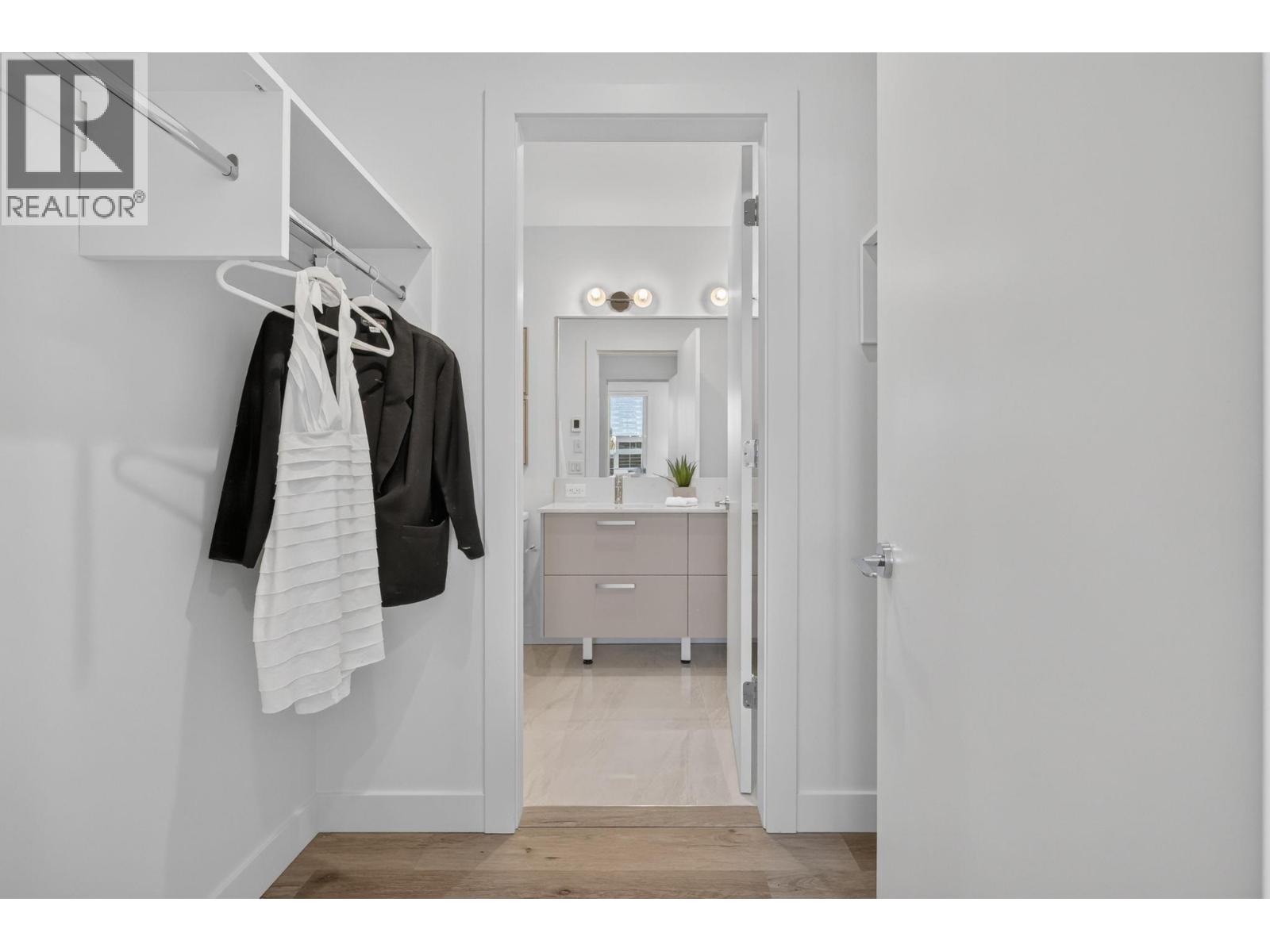 3300 Lakeshore Road Unit# 401, Kelowna