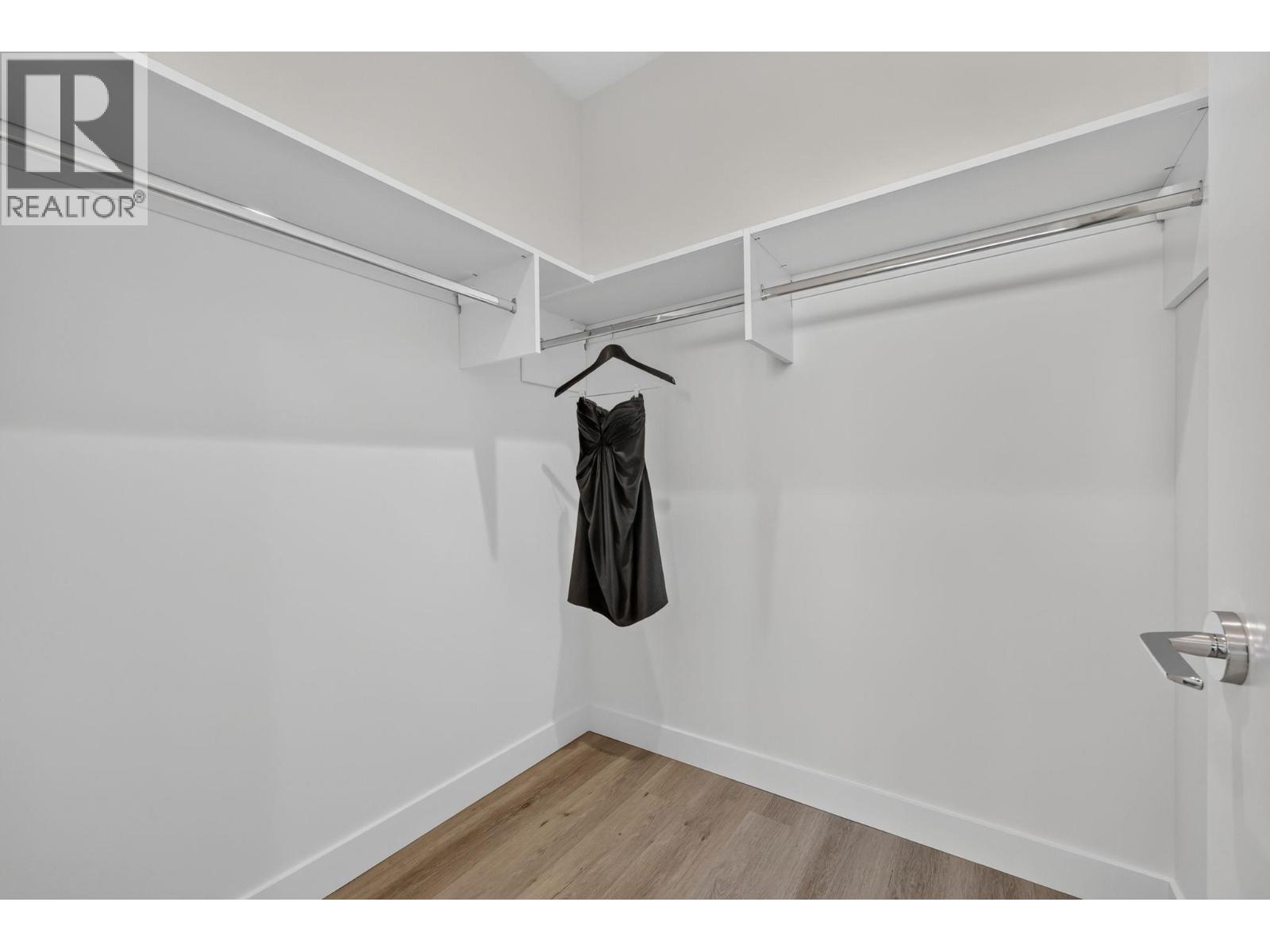 3300 Lakeshore Road Unit# 406, Kelowna