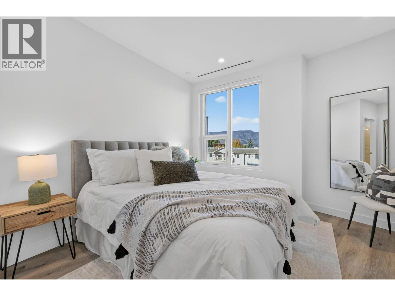 3300 Lakeshore Road Unit# 406, Kelowna