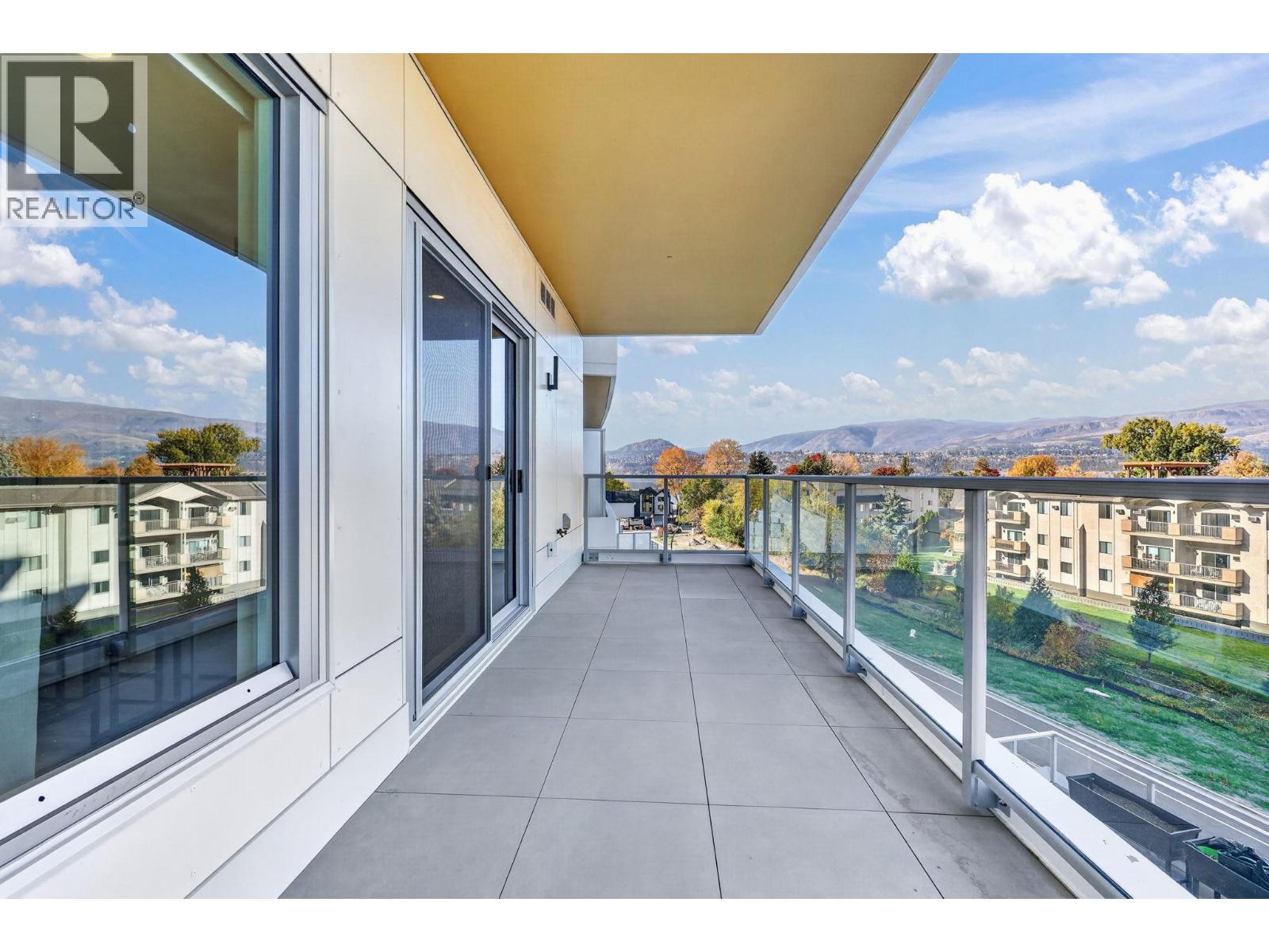3300 Lakeshore Road Unit# 406, Kelowna