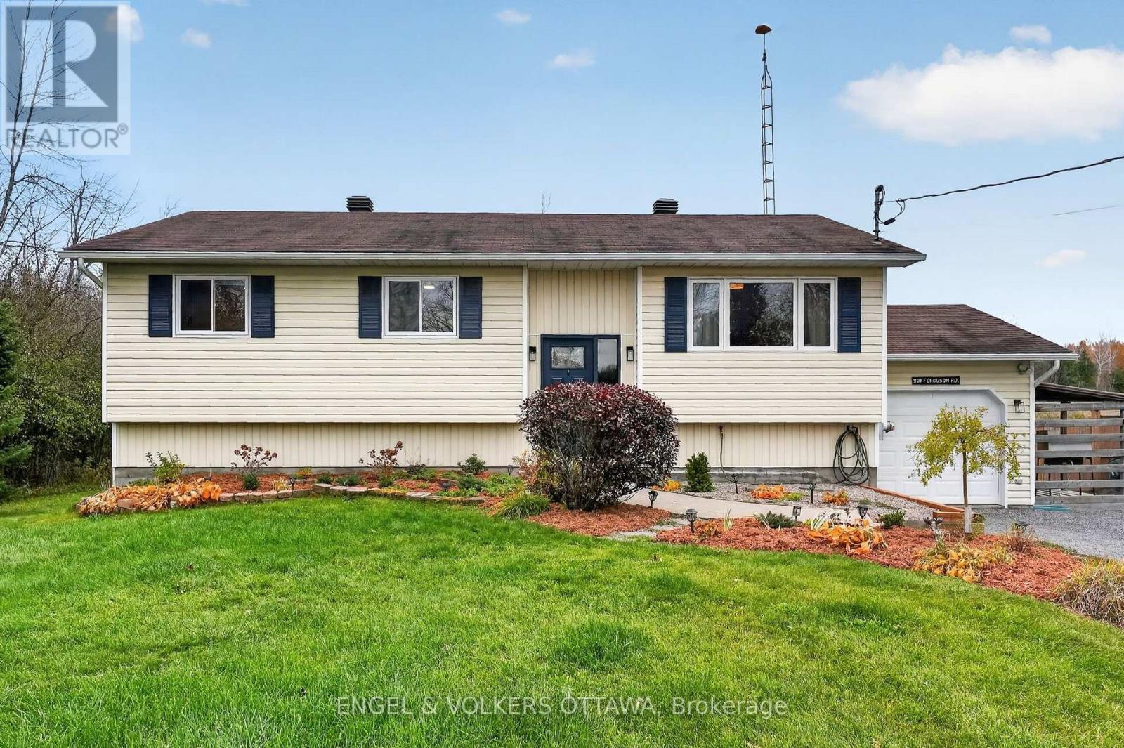 901 FERGUSON ROAD, Beckwith — photo 2