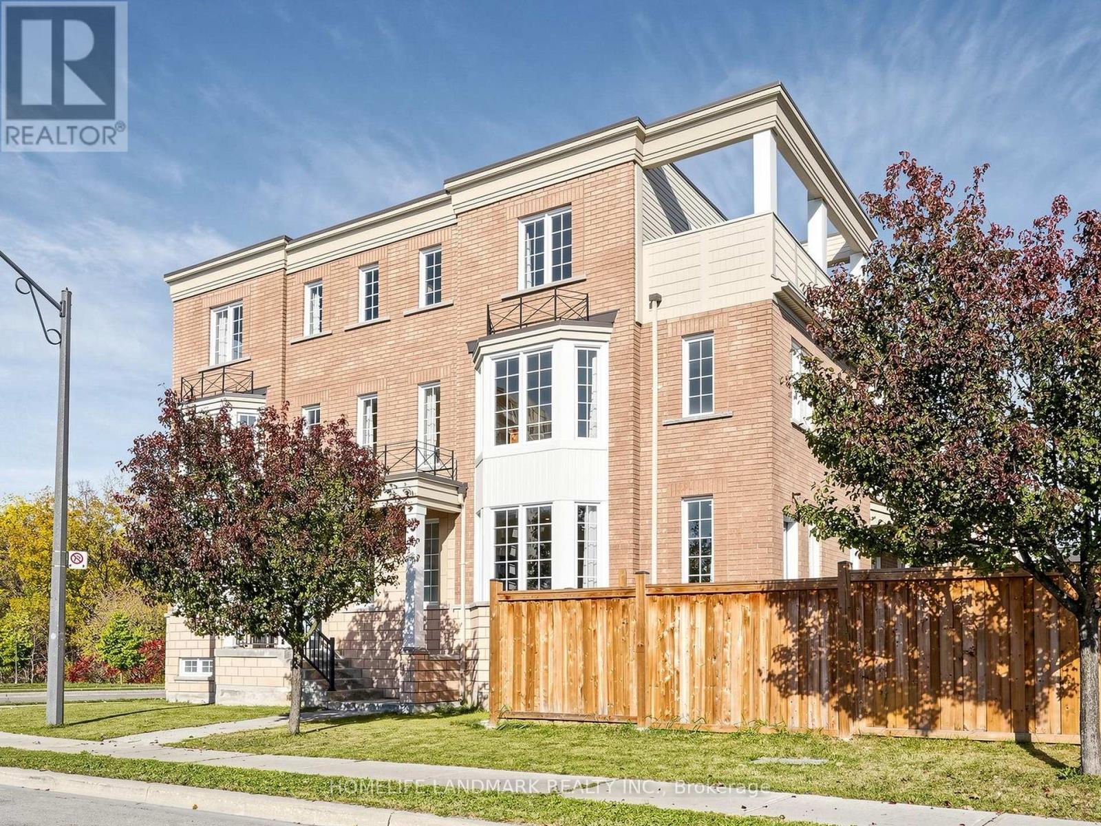 60 DELABO DRIVE, Toronto (York University Heights) — photo 2