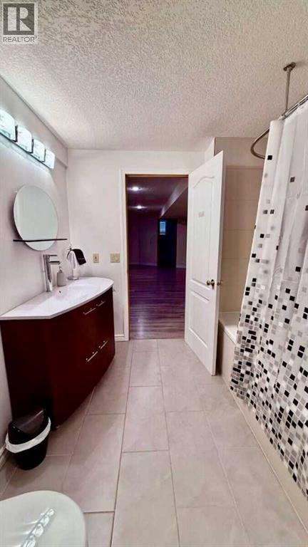11 Hawkmount Heights NW photo 30