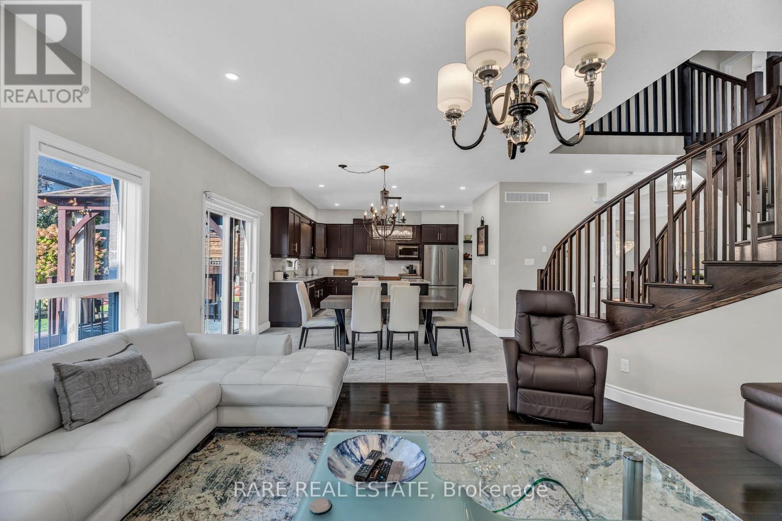 753 Pasture Rose Street, Waterloo, ON photo 5