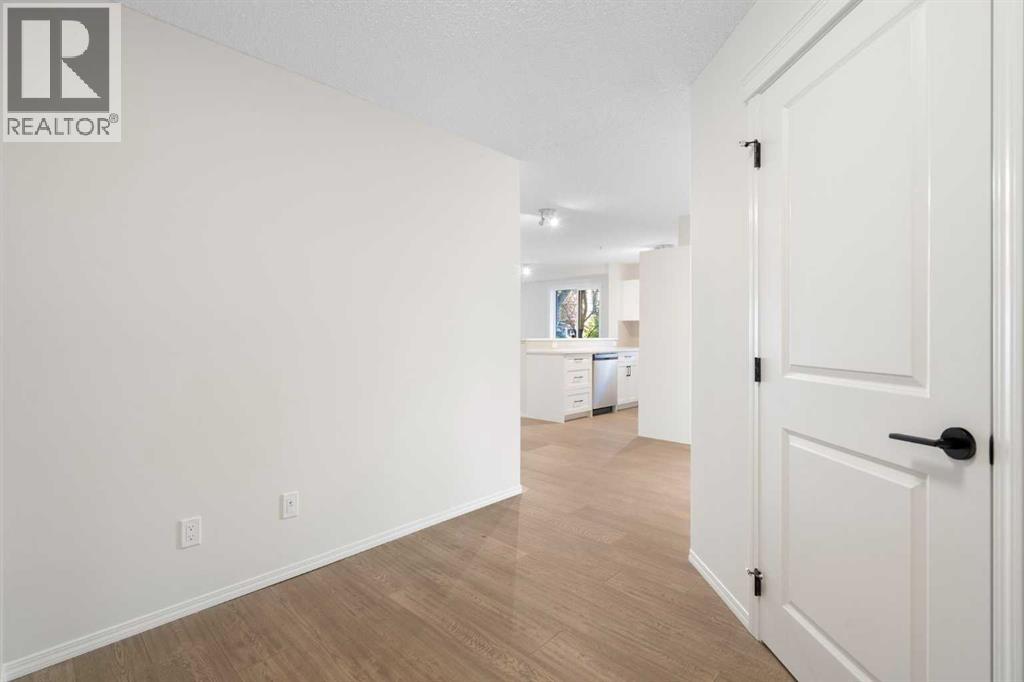 1112, 115 Prestwick Villas SE photo 32