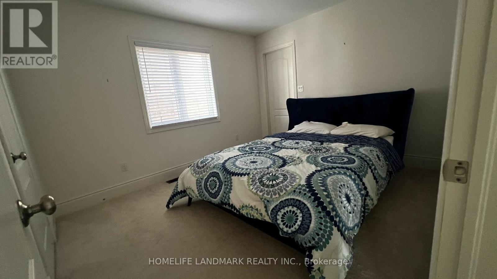 19 WARREN MCBRIDE CRESCENT, Aurora — photo 3