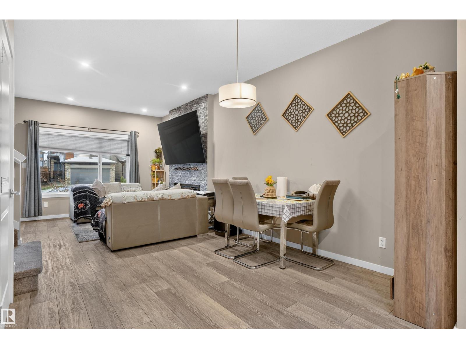 Property photograph 25 for MLS E4513187
