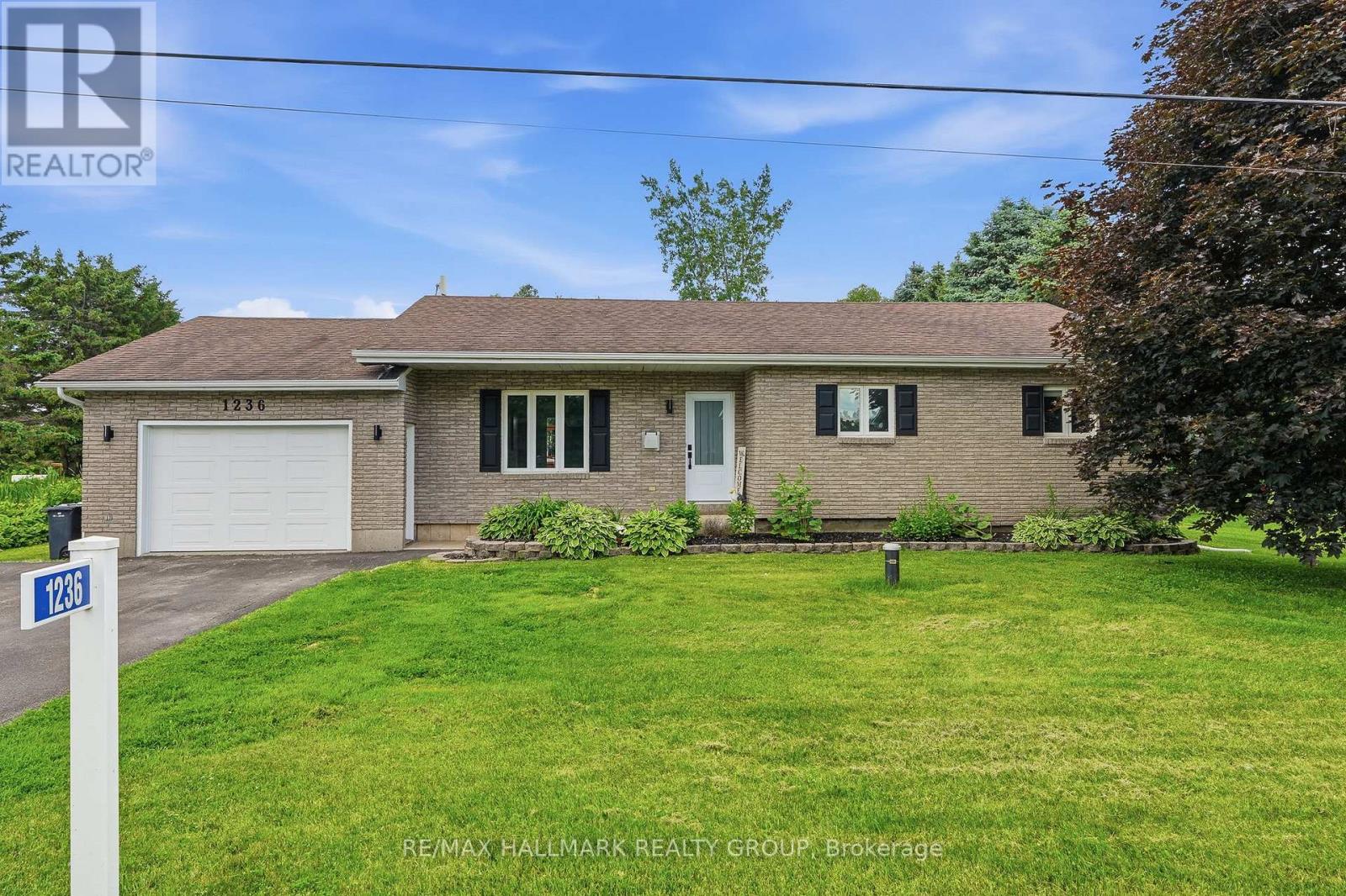 1236 ST ALBERT ROAD, Russell — photo 2