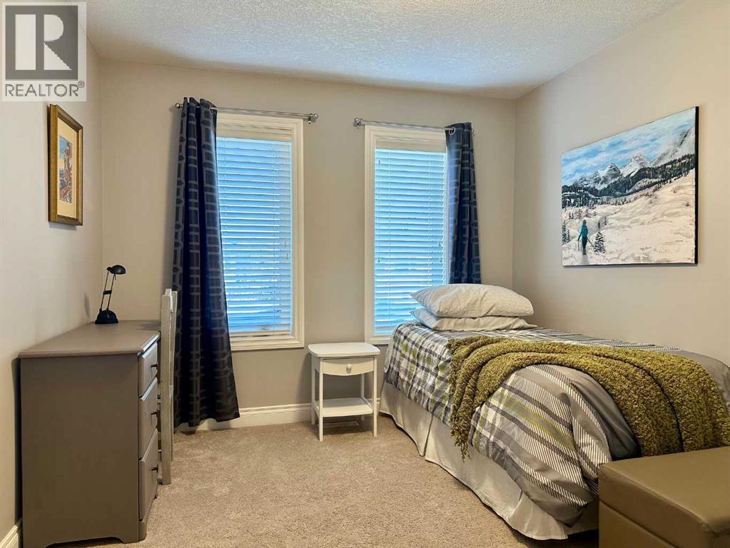 1443 40 Street SW photo 23