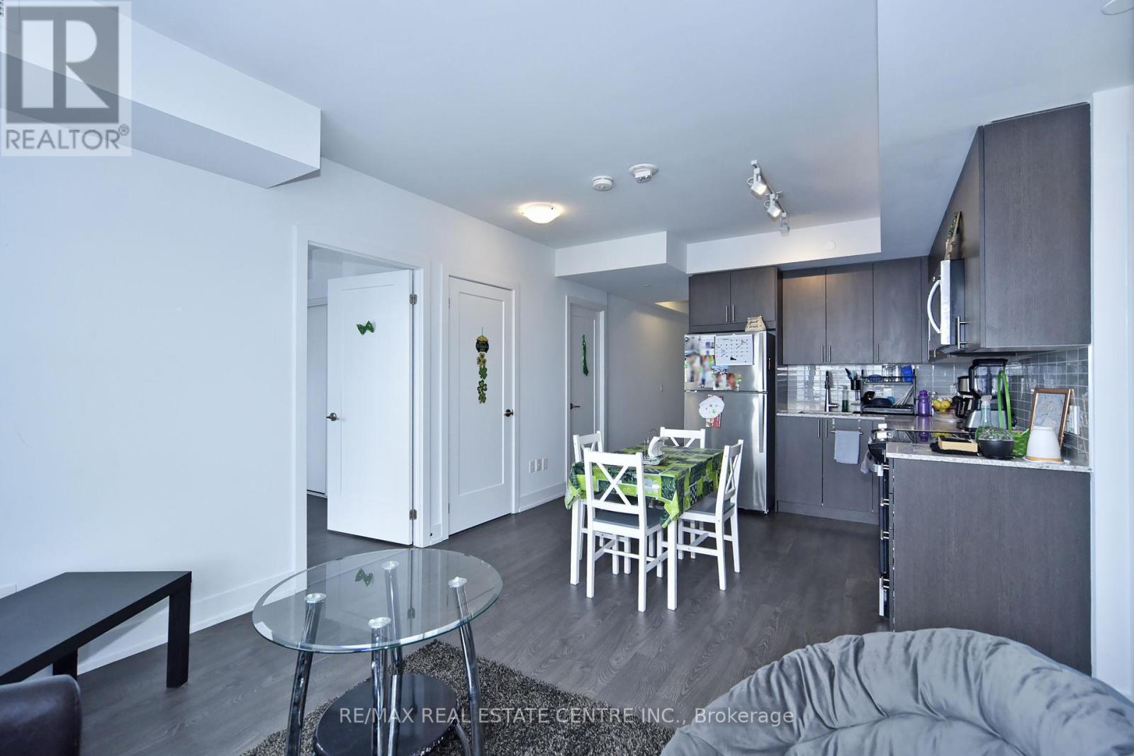 1216- 2550 Simcoe Street, Oshawa, ON photo 18