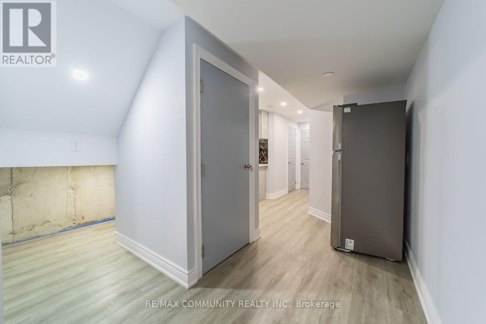 59 JOLLY WAY, Toronto (Dorset Park) — photo 6