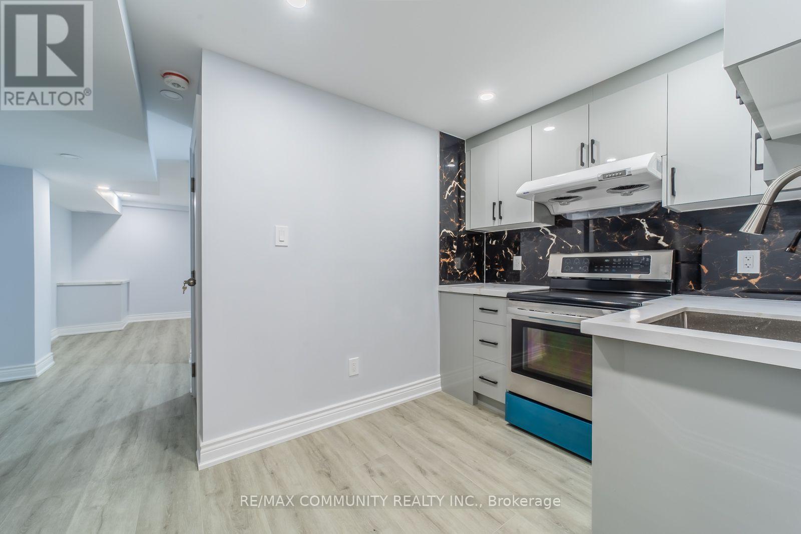 59 JOLLY WAY, Toronto (Dorset Park) — photo 8