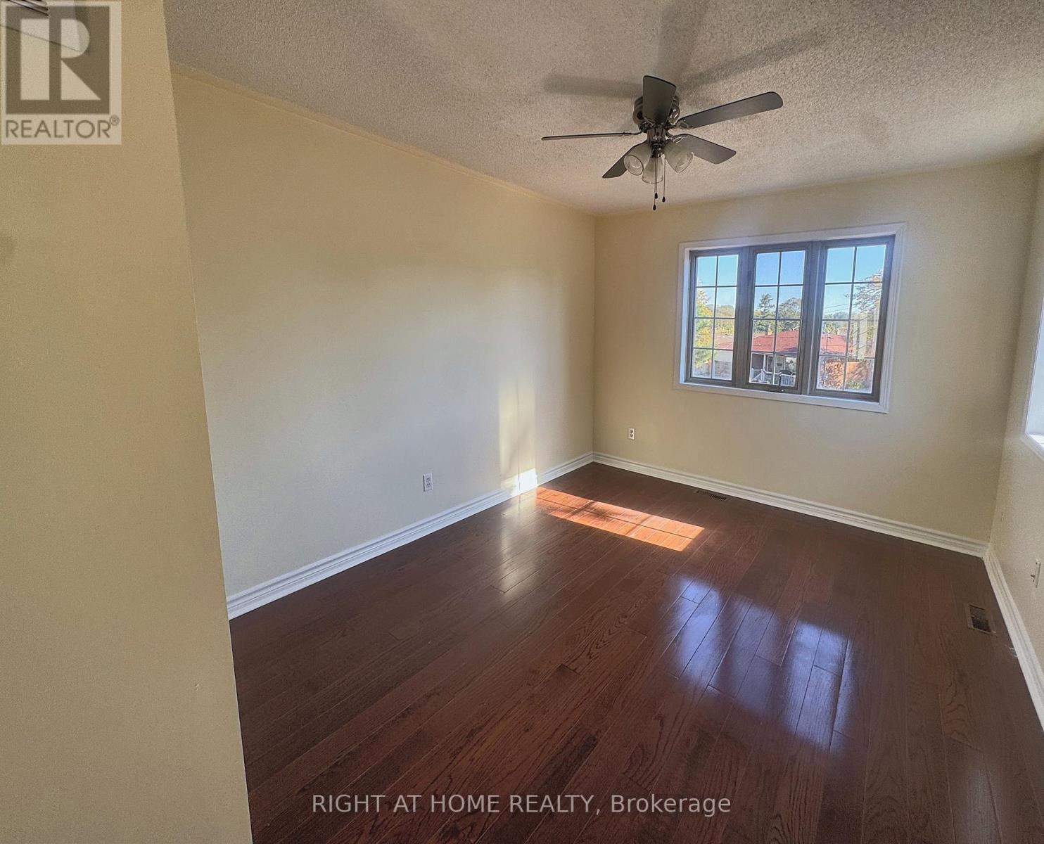 14 ACME CRESCENT - 10