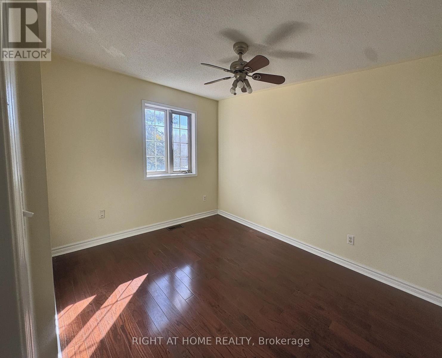 14 ACME CRESCENT - 14