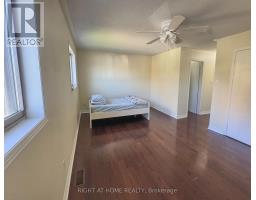14 Acme Crescent, Toronto, ON M9R3B8 Photo 15