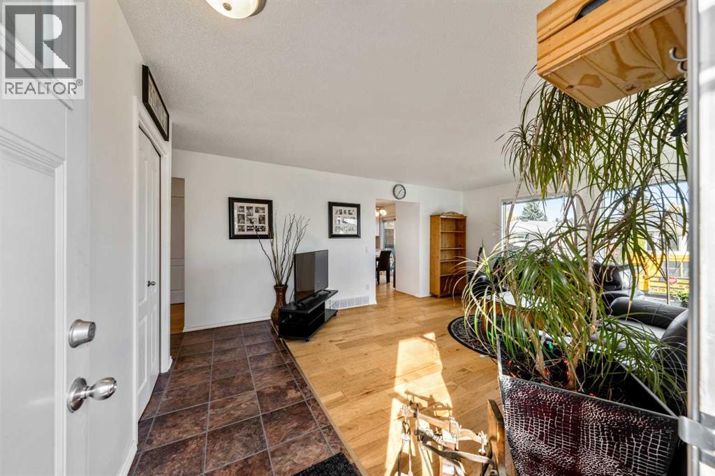 4055 Dovercroft Road SE photo 4