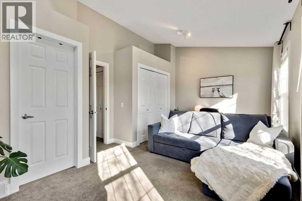 86 Inverness Square SE photo 16
