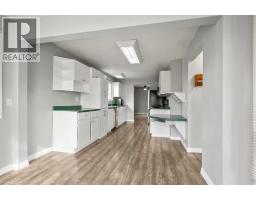 Family room - 44 Abingdon Court Ne, Calgary, AB T2A6S5 Photo 10