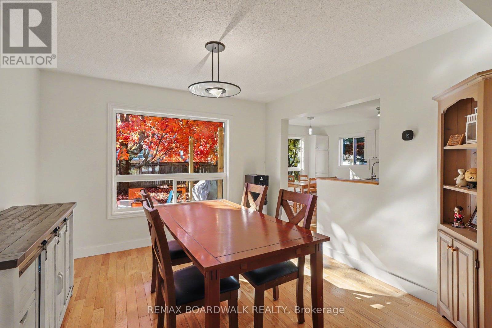 869 CLEARCREST CRESCENT, Ottawa — photo 4