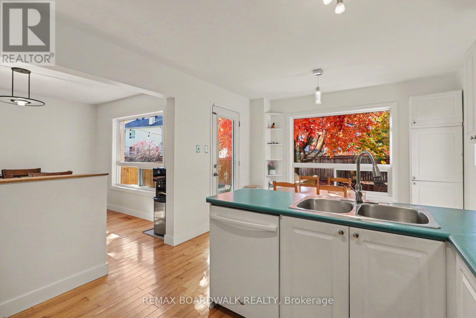 869 CLEARCREST CRESCENT, Ottawa — photo 8