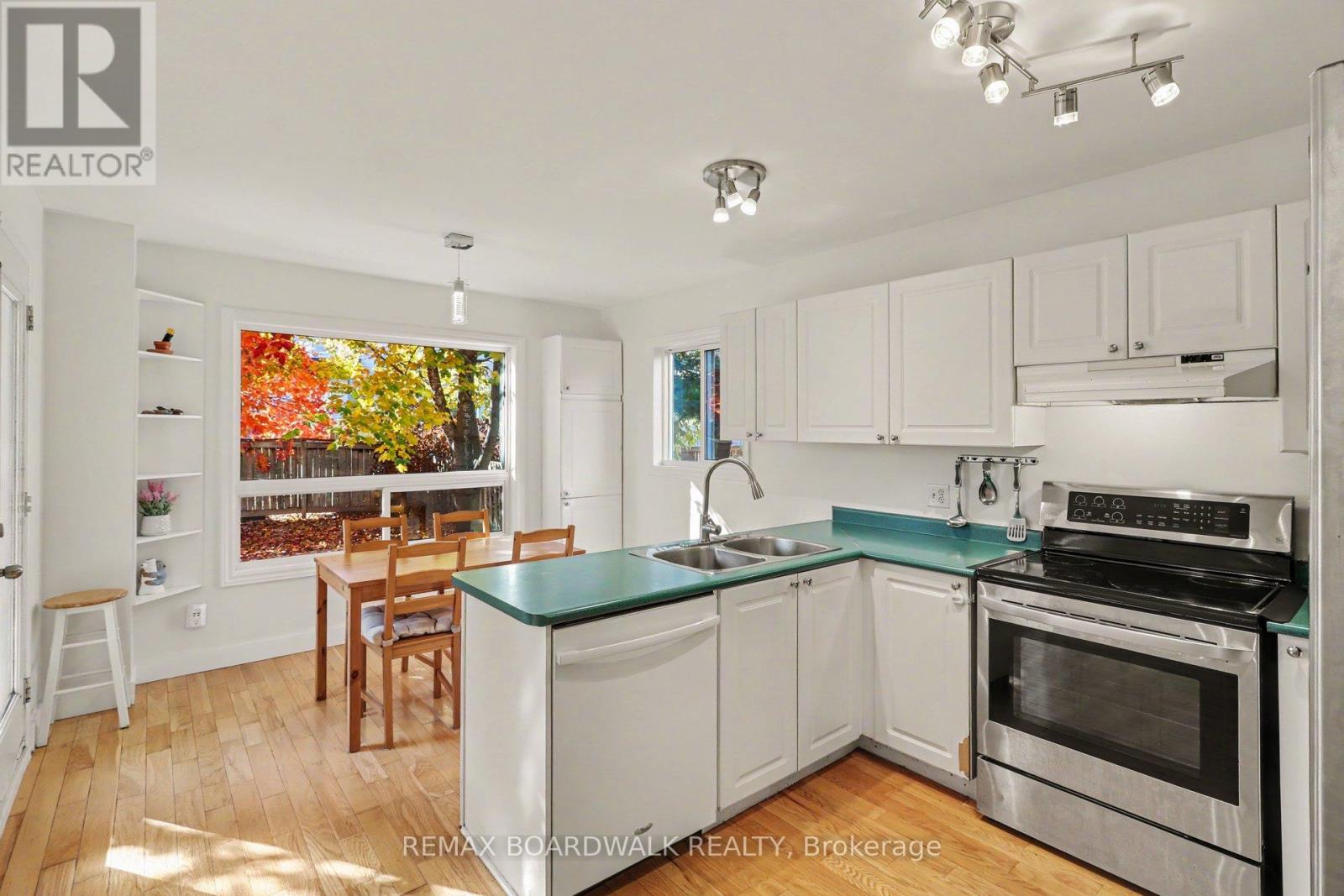 869 CLEARCREST CRESCENT, Ottawa — photo 9